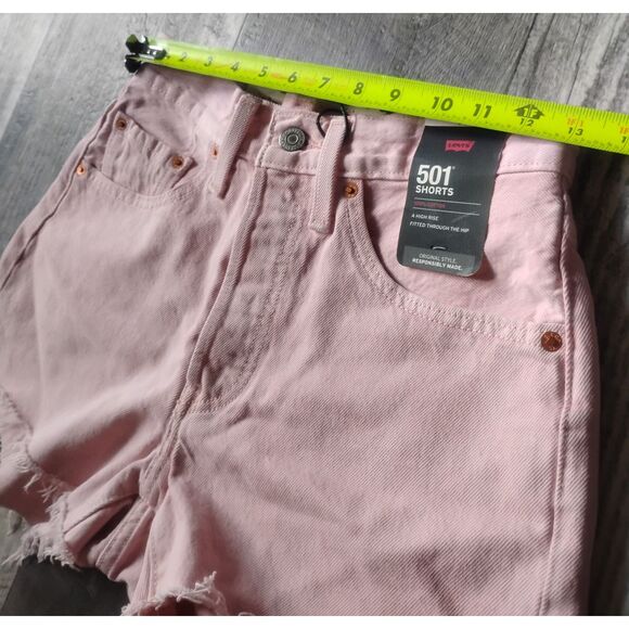 Levi's Women's W26 (Size 2) Pink 501 High Rise Cut Off Shorts - NWT - Picture 5 of 13